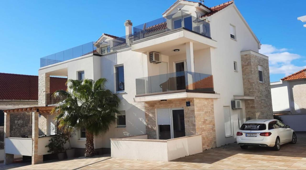 The Nikolic - Woegenstein Apartman